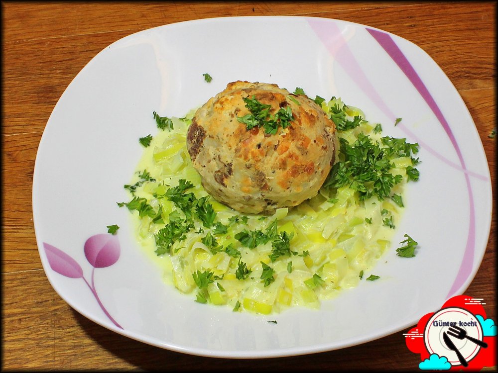 Gebackene Laugen-Käse-Knödel_ - Kopie.jpg