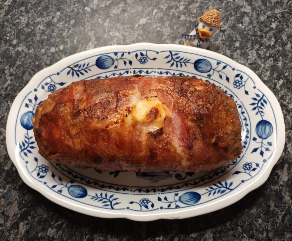 Hackbraten mit Schinken eingerollt 20230311_133607.jpg