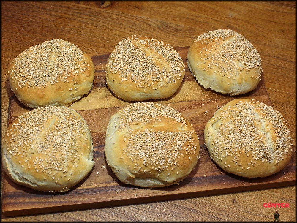 Sesam Brötchen_.jpg