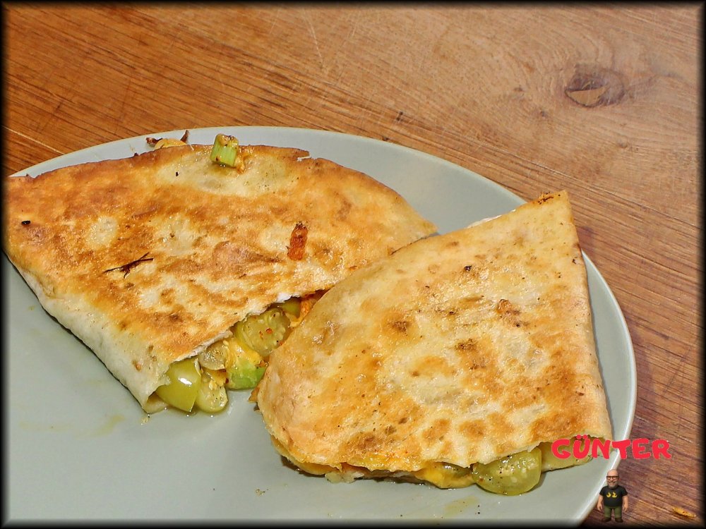 Tomatillo-Quesadillas SMedia_.jpg
