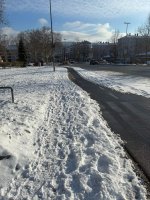 Nicht von Eis und Schnee befreite Gehwege, d, 07.01.2026, 11.34 Uhr.jpg