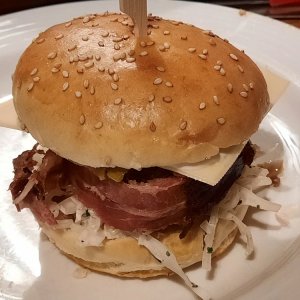 Cherrywood smoked Baconbomb 10.jpg