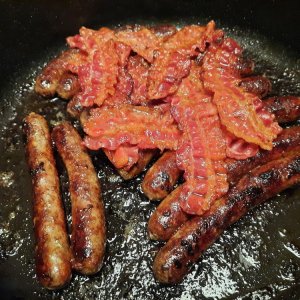 Chilibratwurst Bacon.jpg