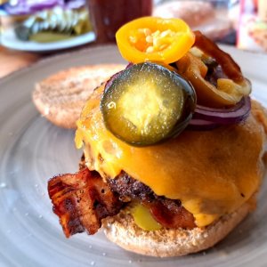 Burger 310323 01.jpg