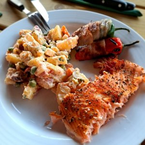 Lachs Smoker 180823 02.jpg