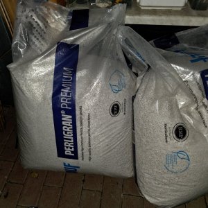 20251030_Perlite.JPG