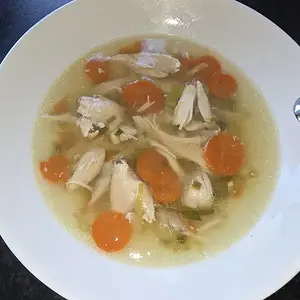 20261020_Hühnersuppe.webp