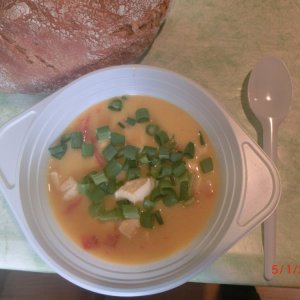 Erbsencrem Suppe mit Hühnerbrust