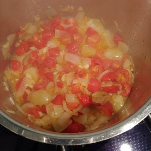 Chipotles in Adobo - Tomaten dazu