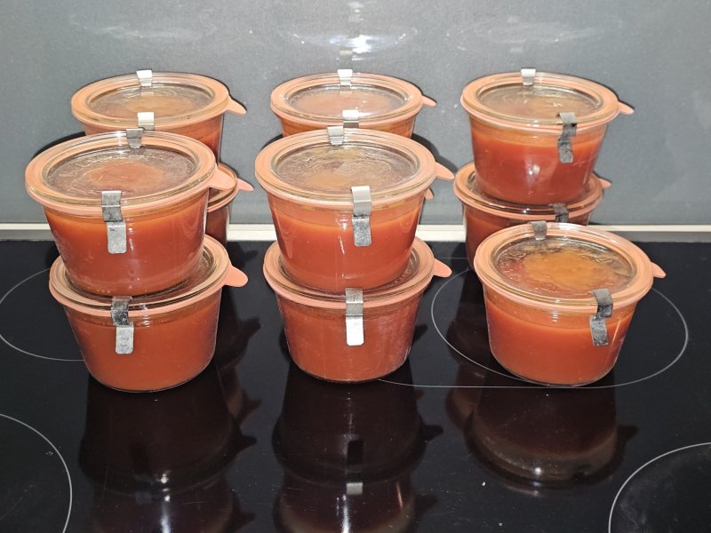 20240807_Tomatensauce.JPG