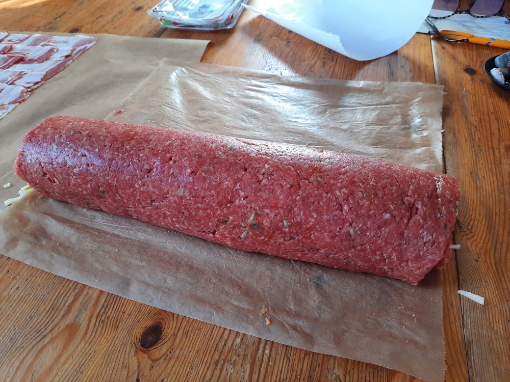 Cherrywood smoked Baconbomb 05.jpg