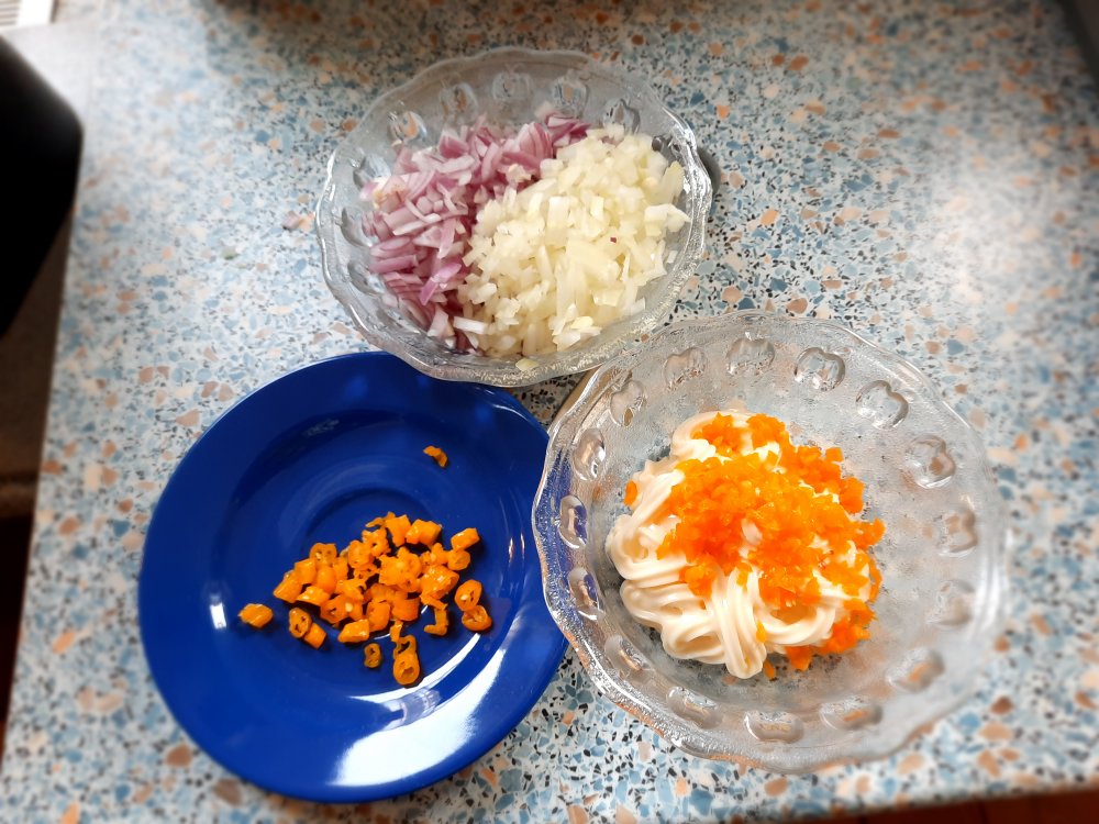 Currywurst-Zubehör 01