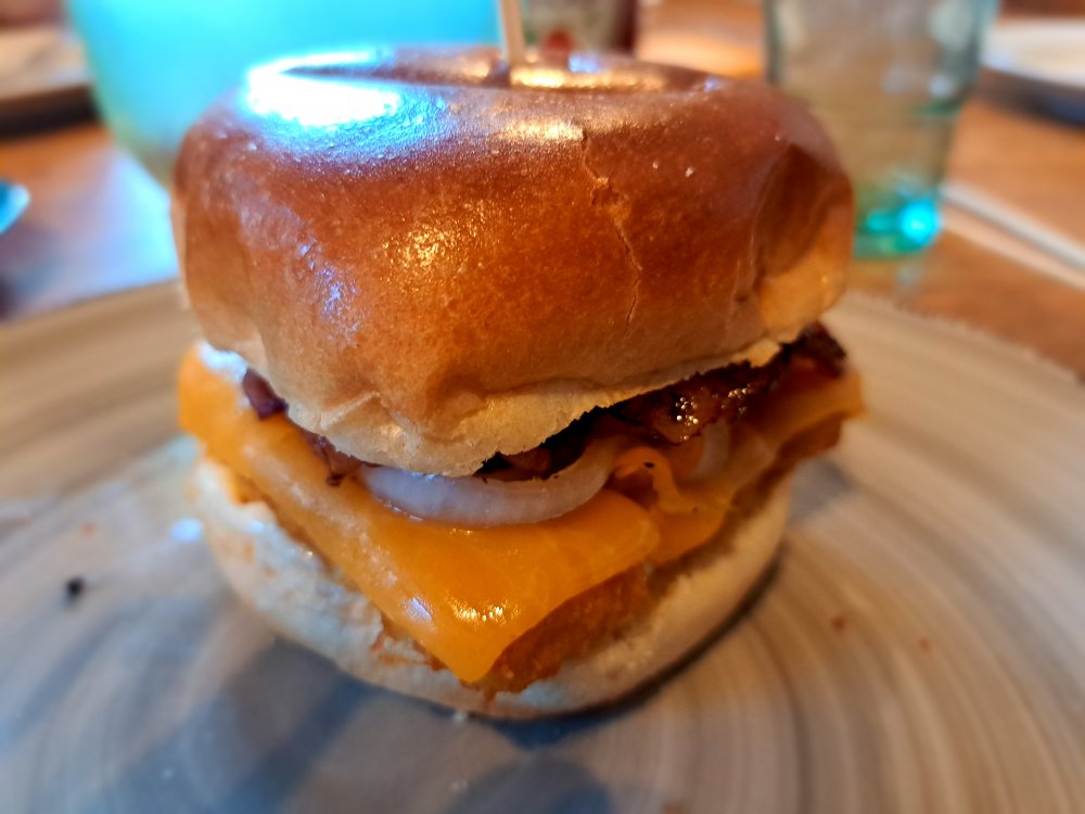 Fischstäbchenburger 03.jpg