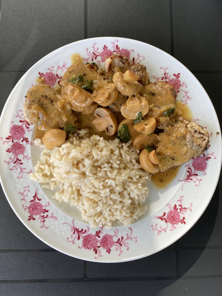 Schweinemedaillons mit Pilzrahmsauce